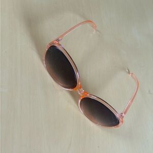 Okkia Pink Transparent Round Sunglasses